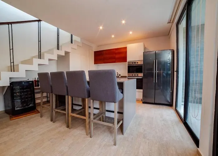 Luxury Penthouse - Panoramic *
